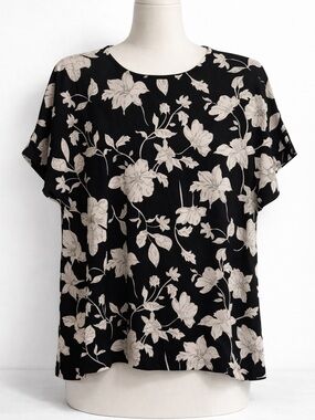 Jules & Leopold 1X Black Floral Blouse Short Sleeve Flowy Top